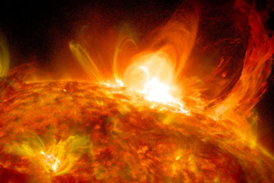 На Солнце произошла вспышка, последствия пока неизвестны
