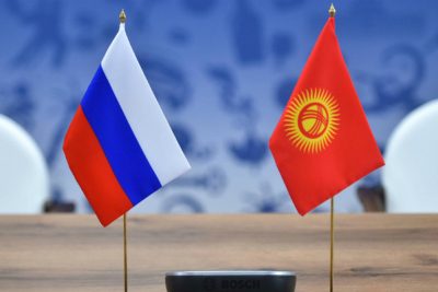 Кыргызстан и Россия упрощают режим поездок граждан